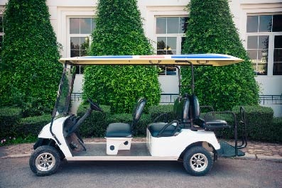 5 Clever Ways to Use a Golf Cart in Your Wedding
